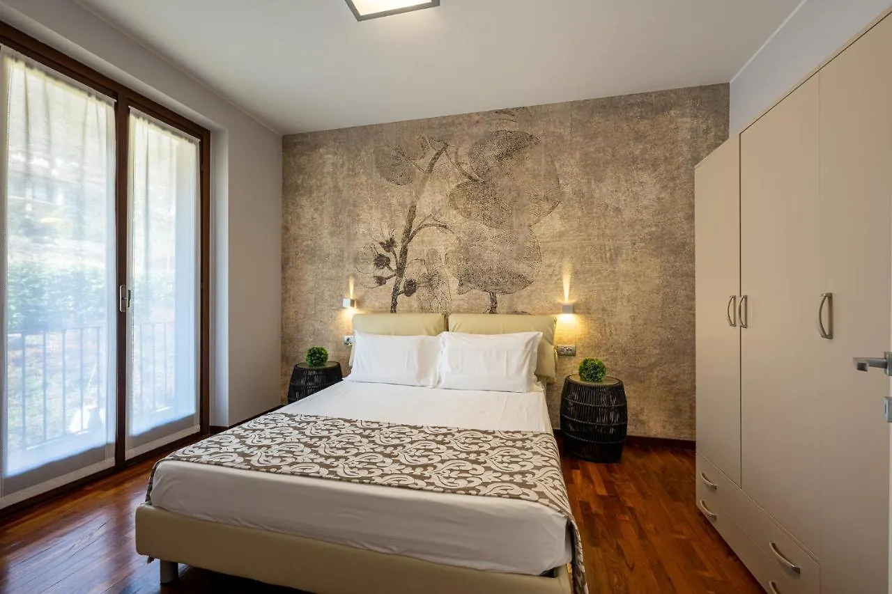 Villa Vittoria With Private Heated Pool & Shared Sauna - Bellagio Village Residence Oliveto Lario