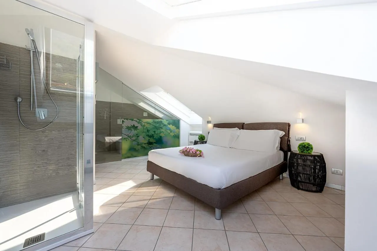Villa Vittoria With Private Heated Pool & Shared Sauna - Bellagio Village Residence Oliveto Lario
