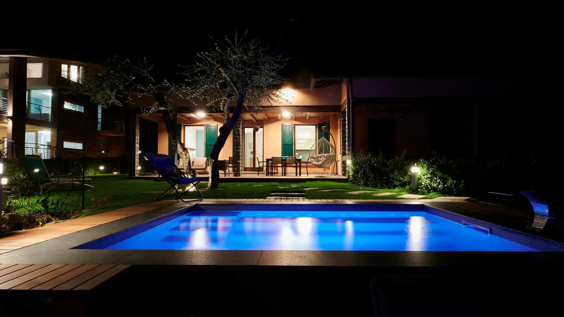 Villa Vittoria With Private Heated Pool & Shared Sauna - Bellagio Village Residence Oliveto Lario