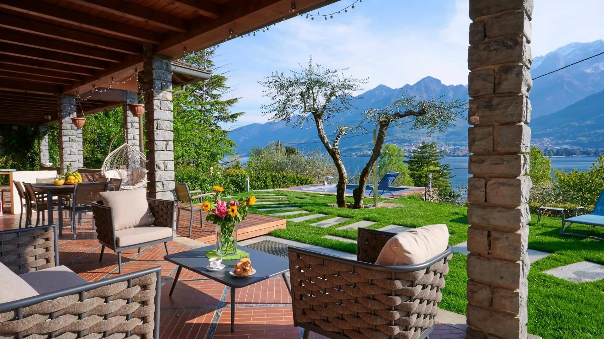 Villa Vittoria With Private Heated Pool & Shared Sauna - Bellagio Village Residence Oliveto Lario Italy